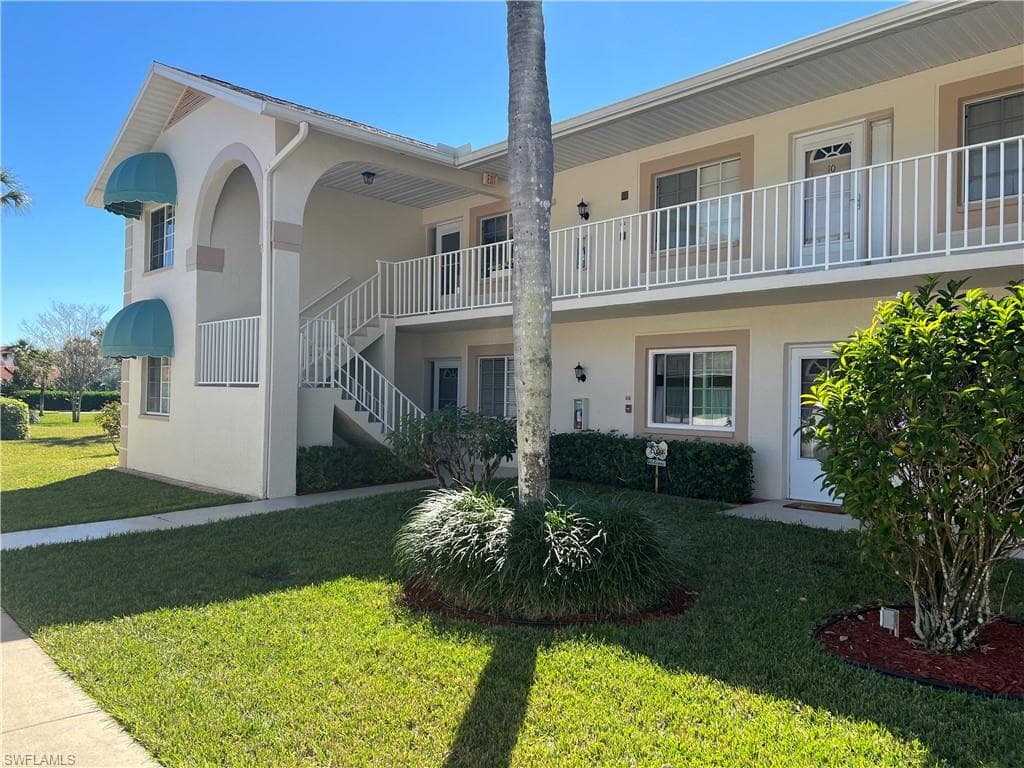 249 Gabriel CIR 12 NAPLES, FL 34104