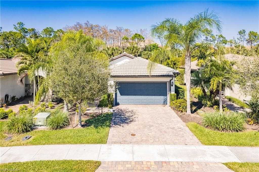 11216 Carlingford RD FORT MYERS, FL 33913