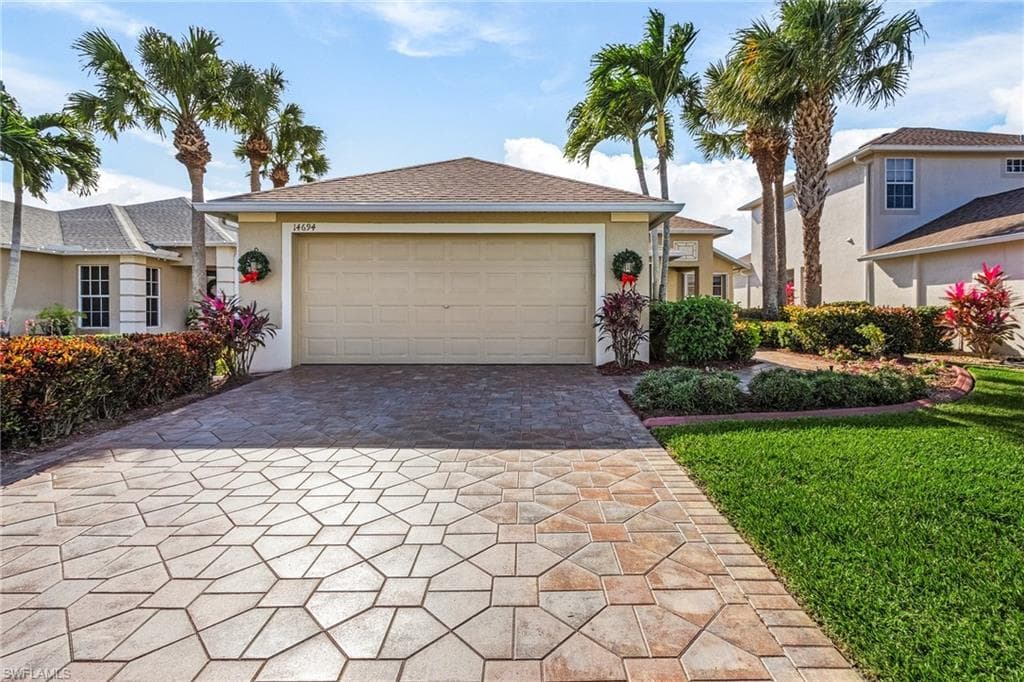 14694 Calusa Palms DR FORT MYERS, FL 33919