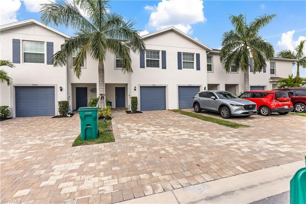 15018 Wildflower CIR NAPLES, FL 34119
