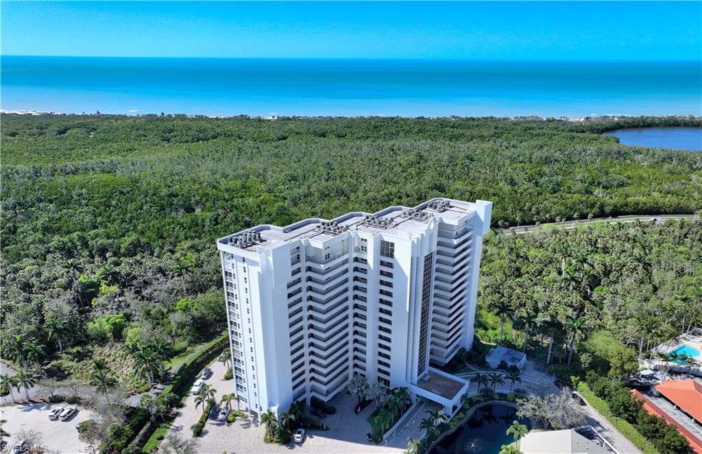 6361 Pelican Bay BLVD 1405 NAPLES, FL 34108