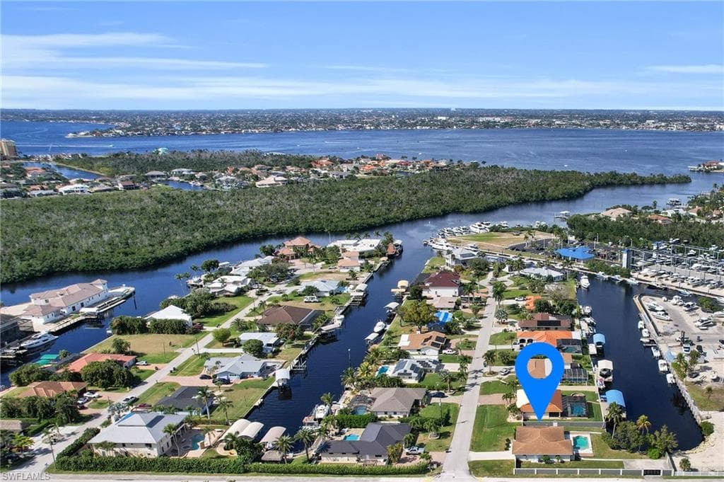137 Placid DR FORT MYERS, FL 33919