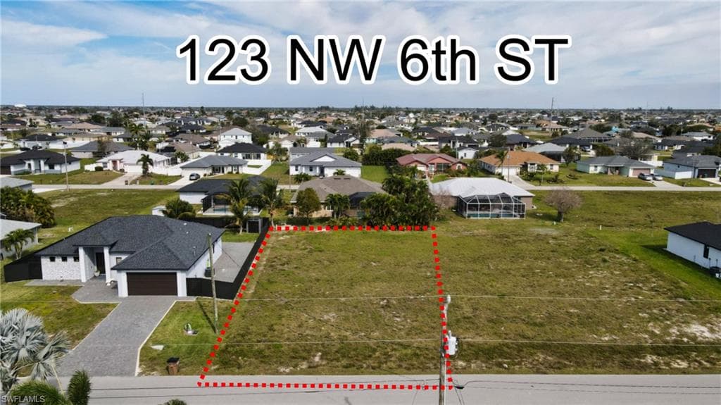 123 NW 6th ST CAPE CORAL, FL 33993
