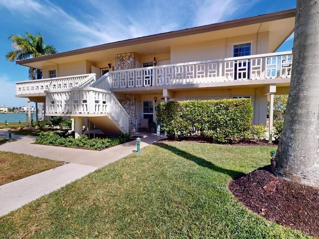1215 Edington PL F2 MARCO ISLAND, FL 34145