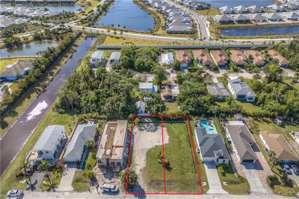 Andrews AVE NAPLES, FL 34112