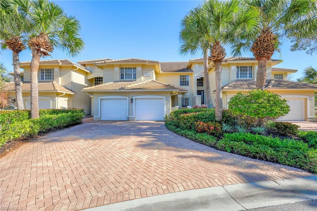 24420 Reserve CT 102 BONITA SPRINGS, FL 34134