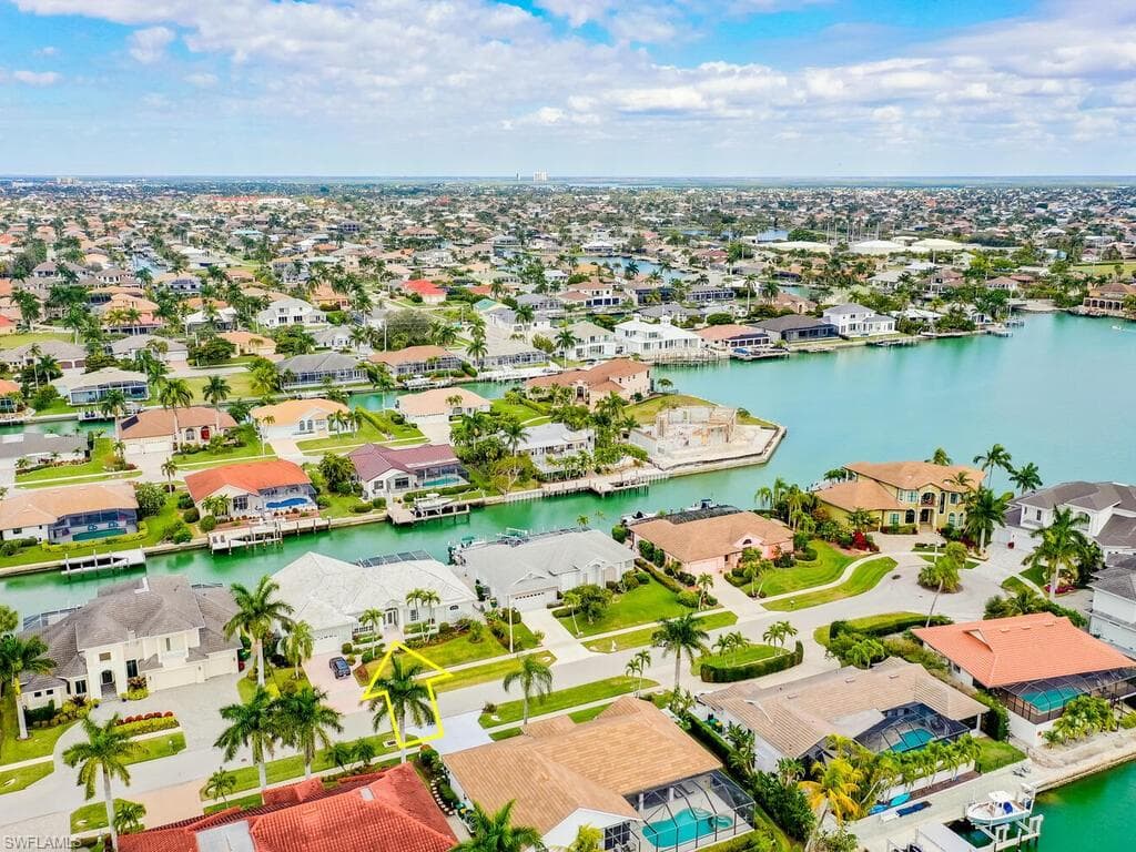 1221 Marlin CT MARCO ISLAND, FL 34145