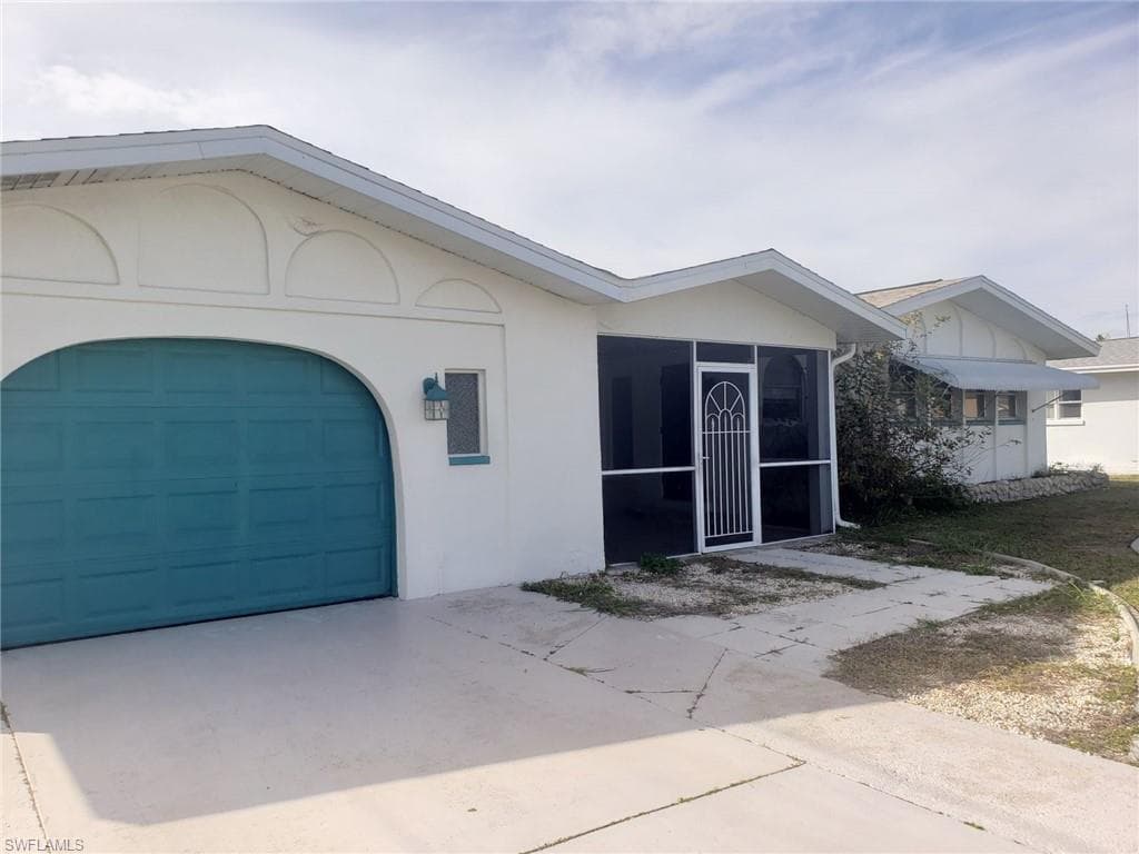 5350 Del Monte CT CAPE CORAL, FL 33904