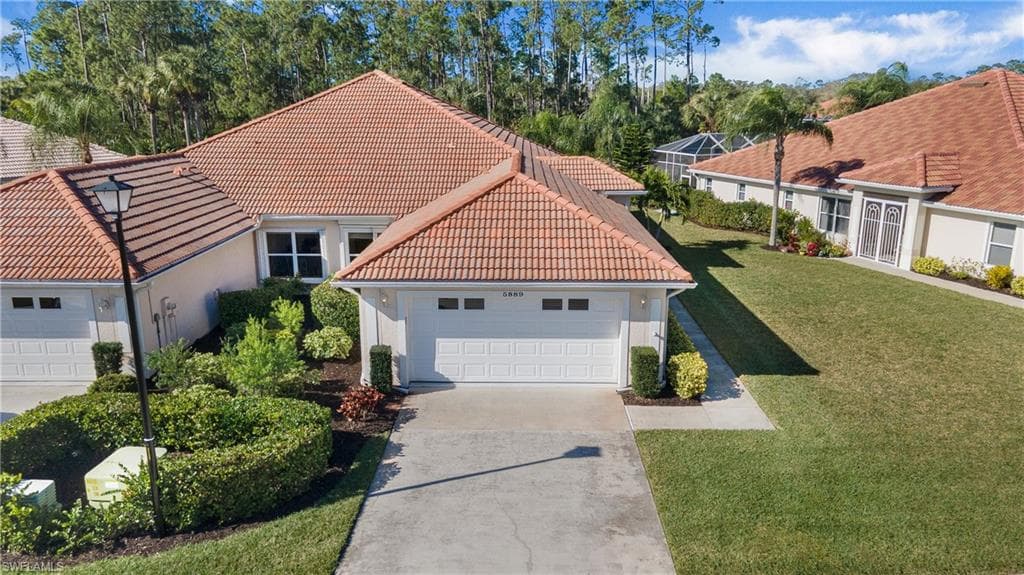 5889 Northridge DR NAPLES, FL 34110