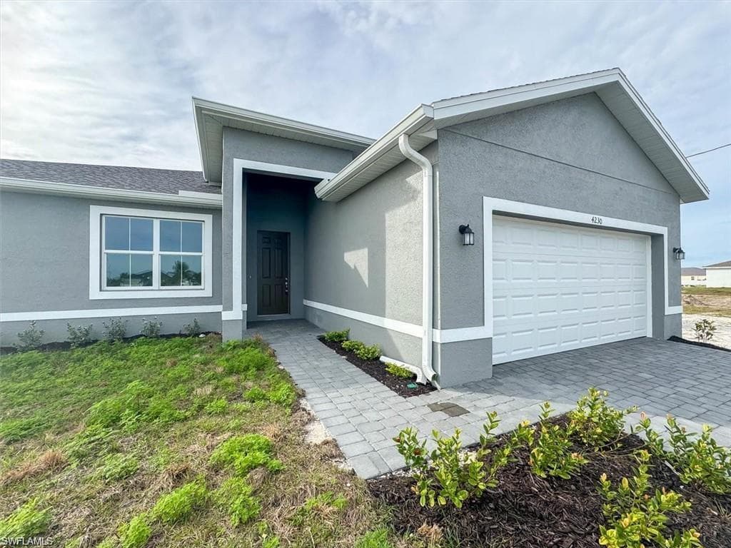 4230 NW 32nd LN CAPE CORAL, FL 33993