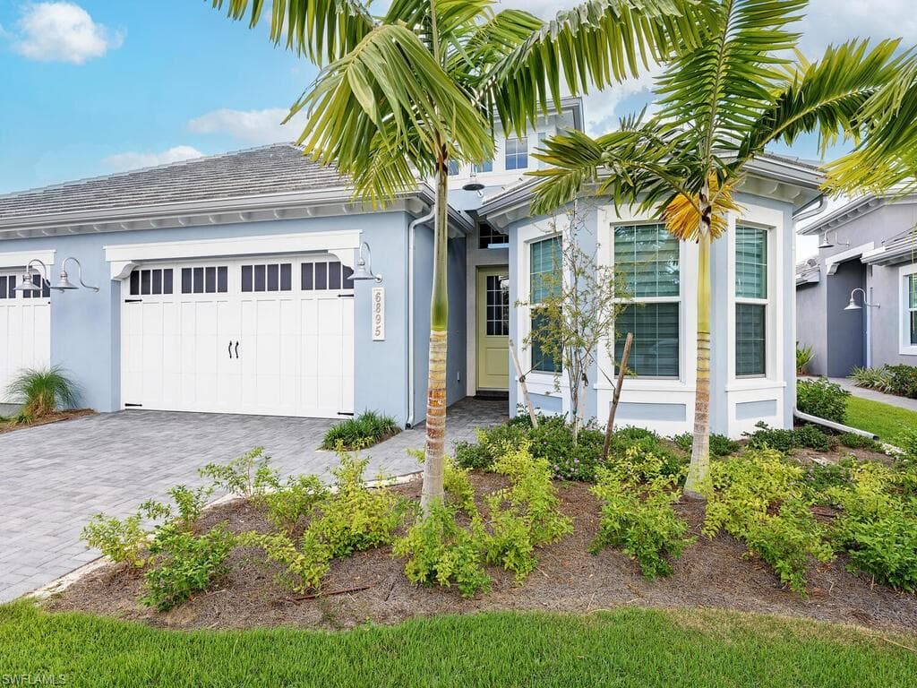 6895 Saona CT NAPLES, FL 34113