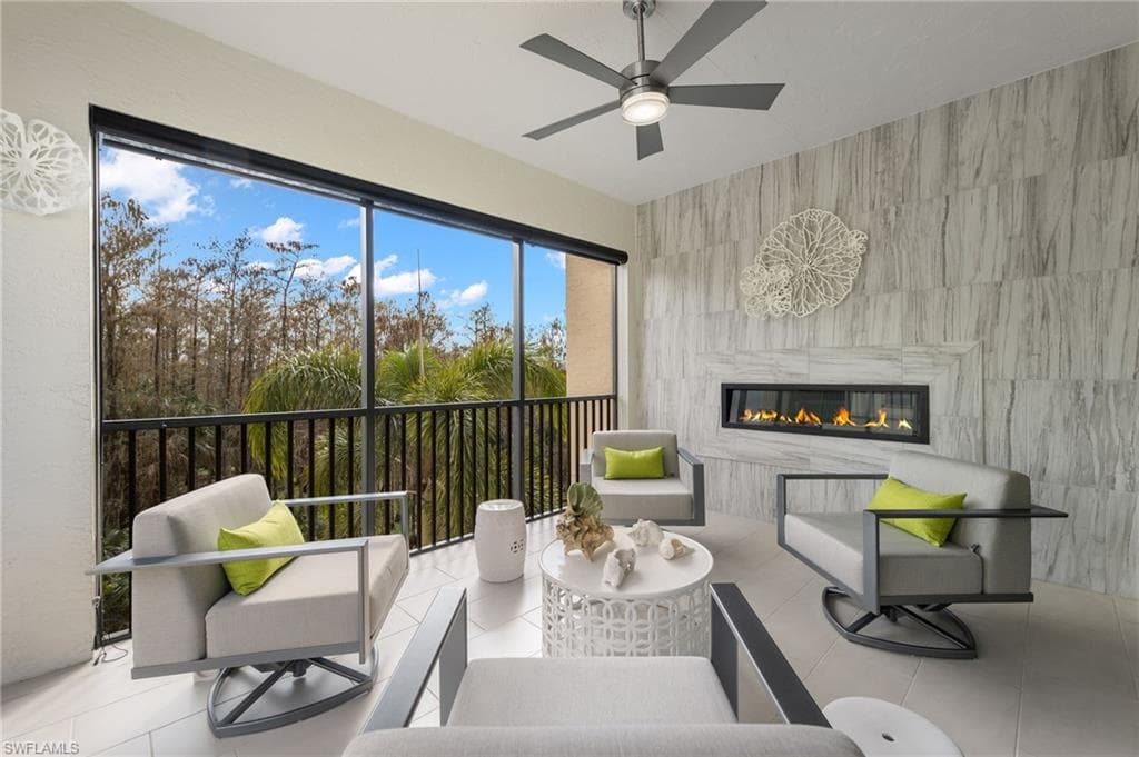 16382 Viansa WAY 3-201 NAPLES, FL 34110