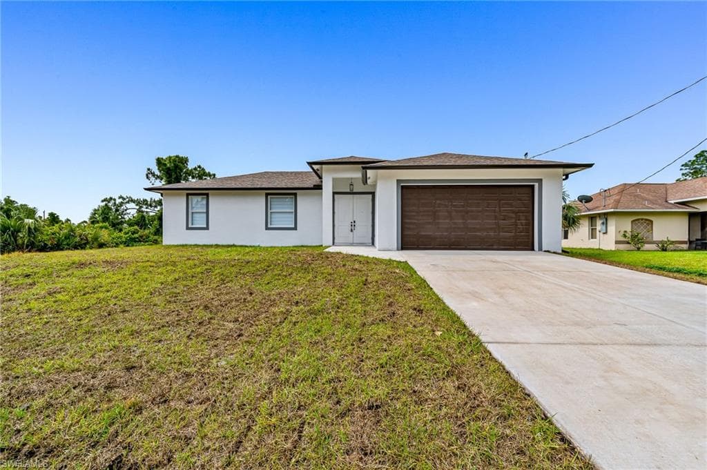 3305 62nd ST W LEHIGH ACRES, FL 33971