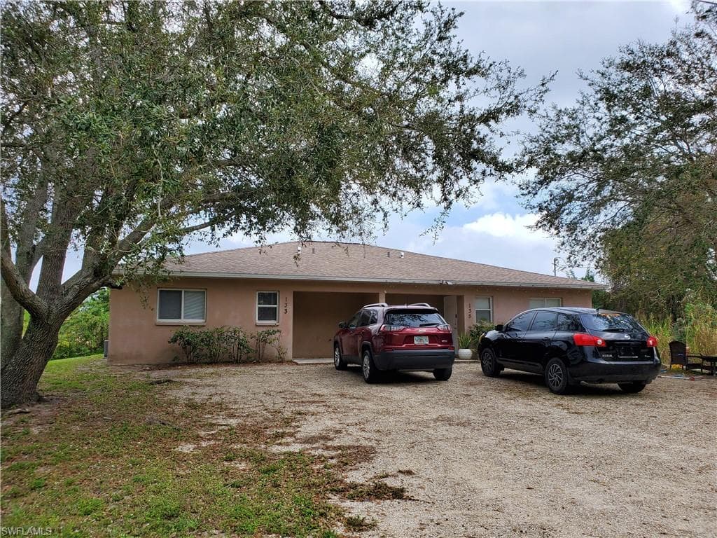 133-135 Meadow RD 133 LEHIGH ACRES, FL 33973