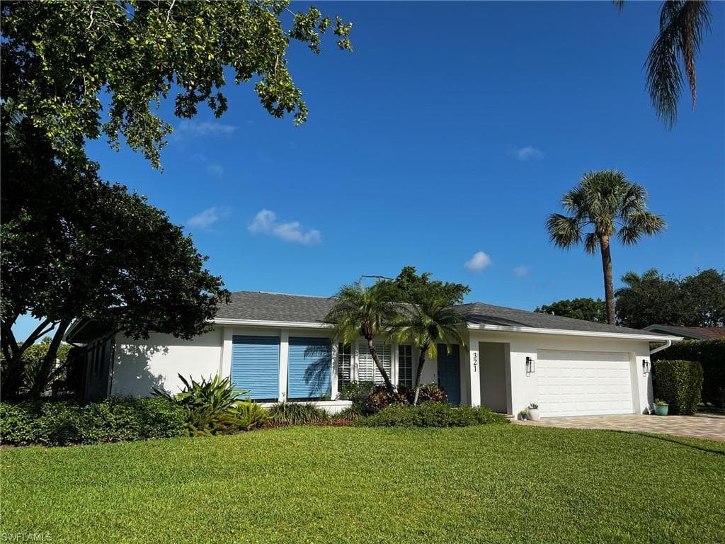 321 Burning Tree DR NAPLES, FL 34105