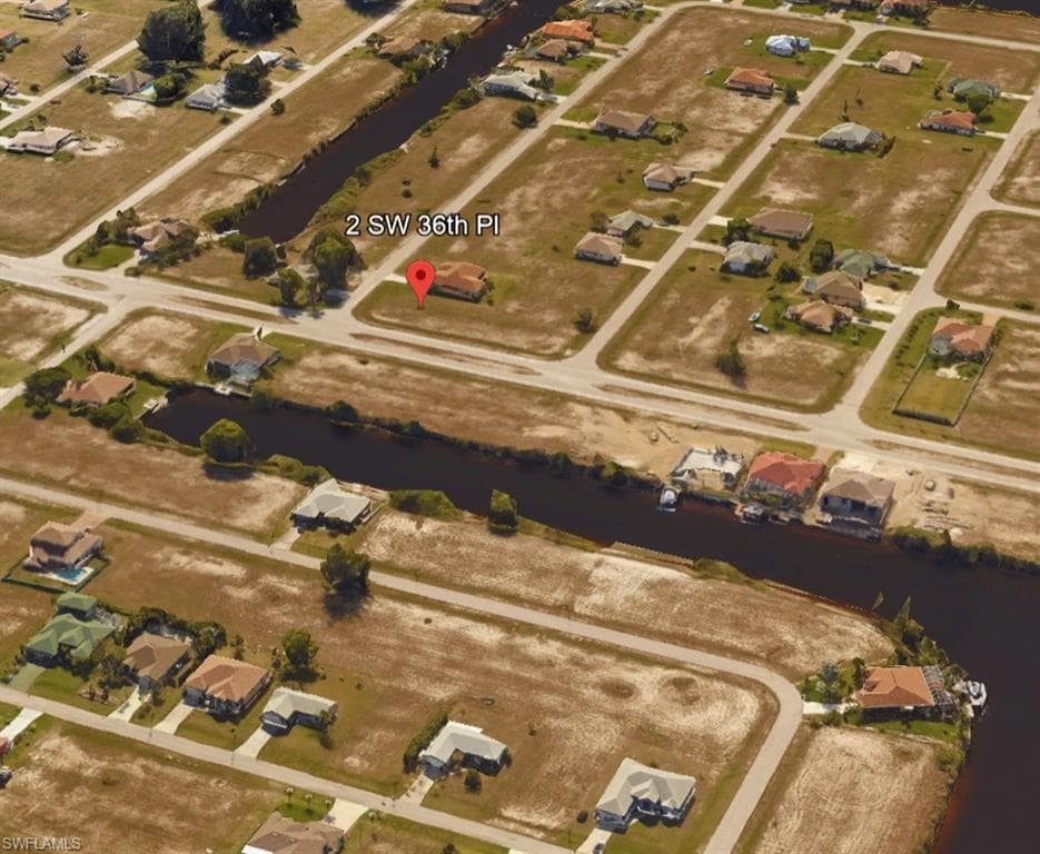 2 SW 36th PL CAPE CORAL, FL 33991