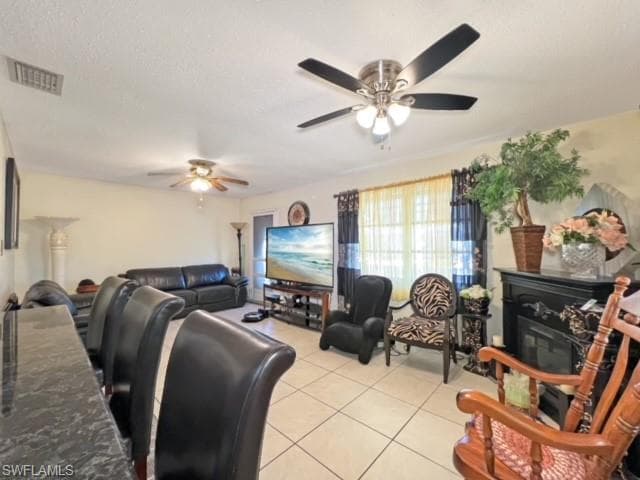 48 Dawn Flower CIR LEHIGH ACRES, FL 33936