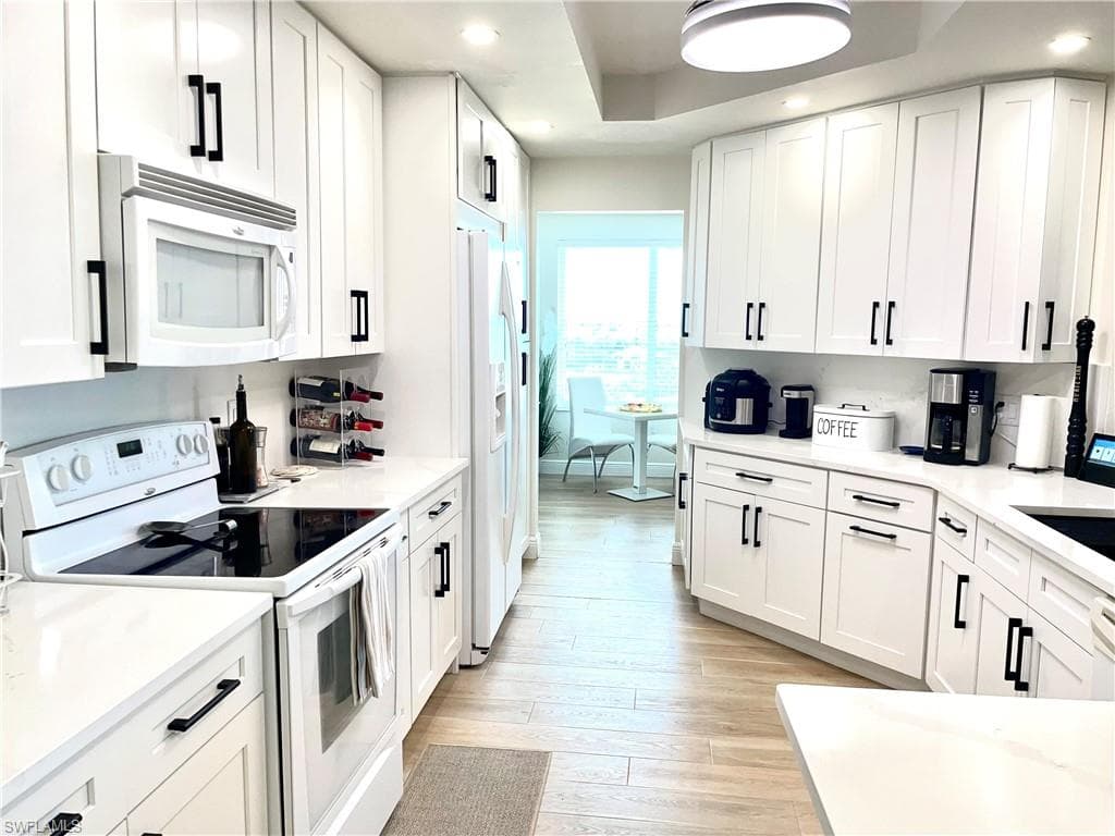 2745 1st ST 705 FORT MYERS, FL 33916
