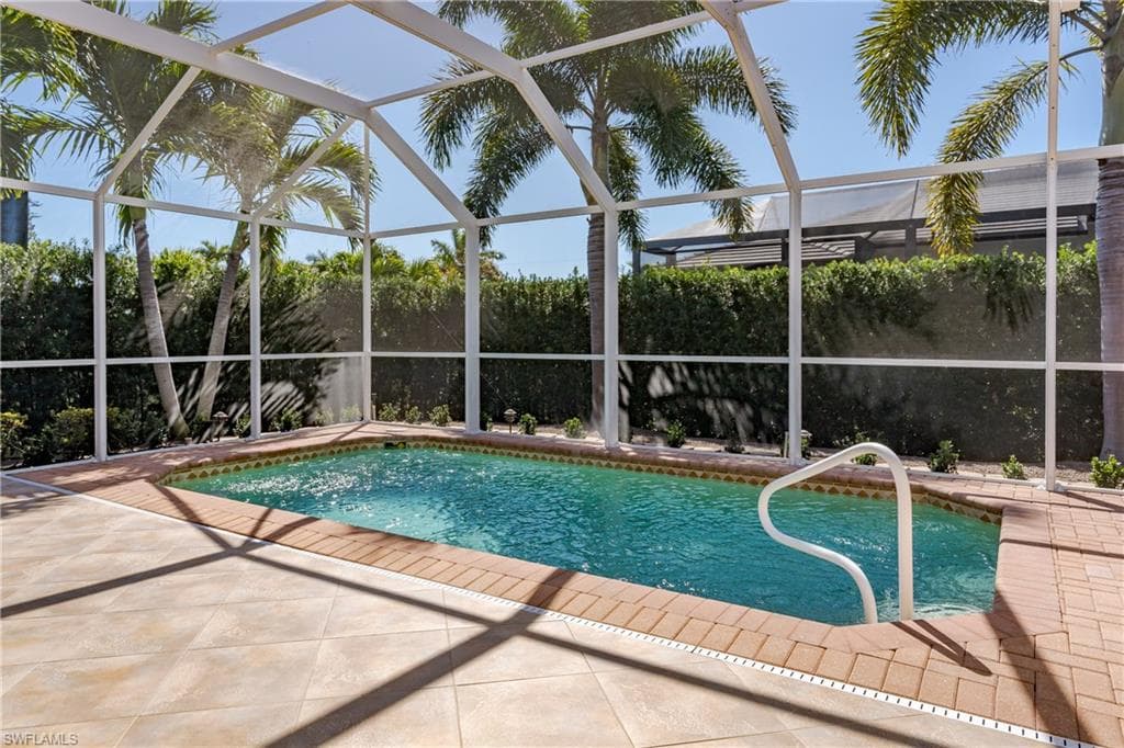 212 Bermuda RD MARCO ISLAND, FL 34145