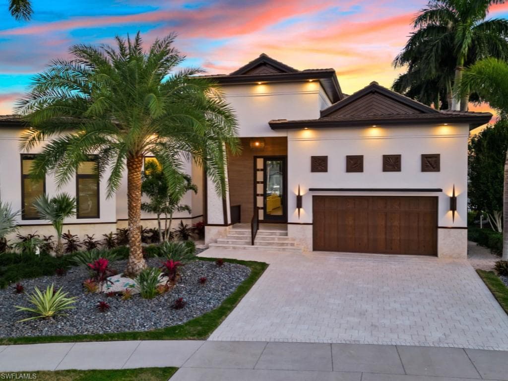 1547 Buccaneer CT MARCO ISLAND, FL 34145