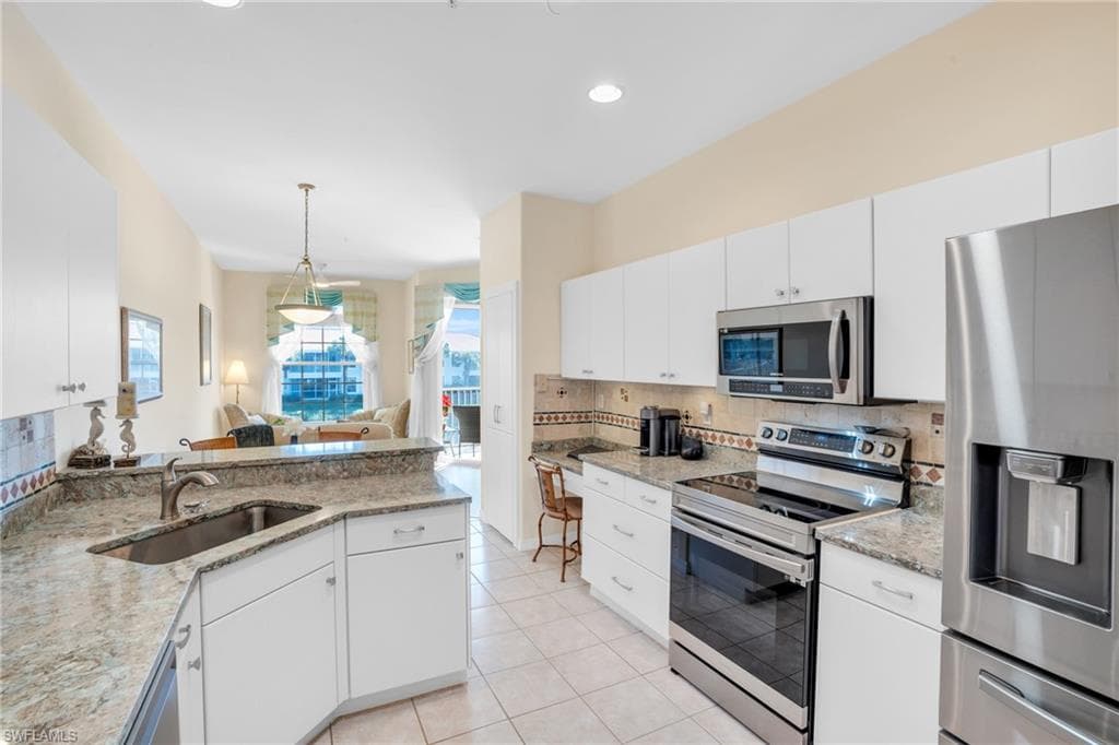 2220 Arielle DR 2008 NAPLES, FL 34109