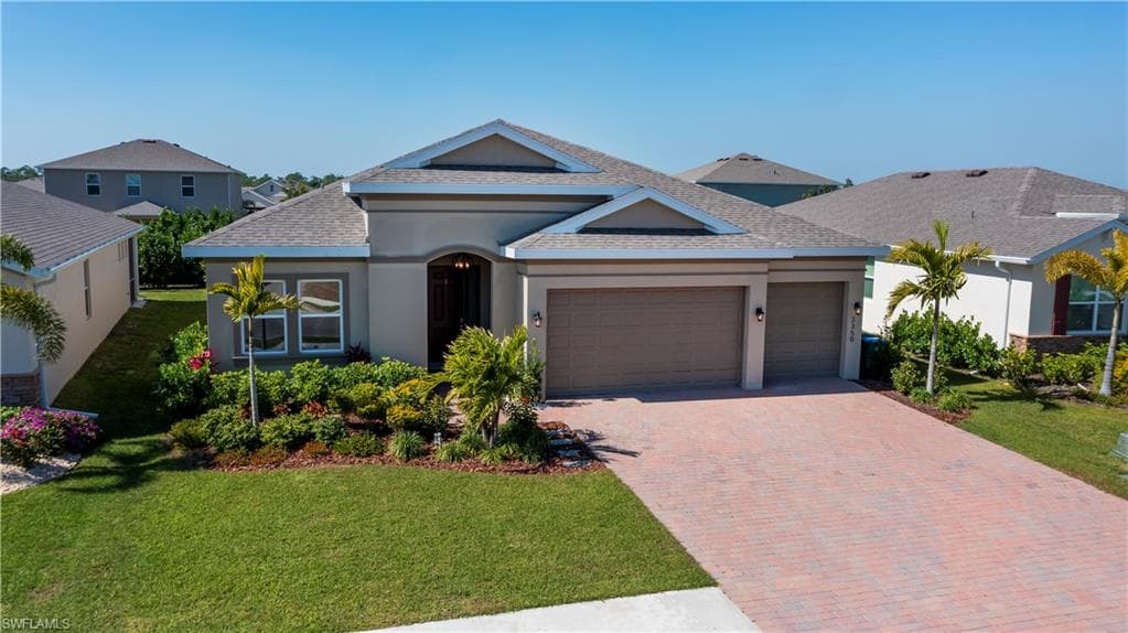 3350 Acapulco CIR CAPE CORAL, FL 33909
