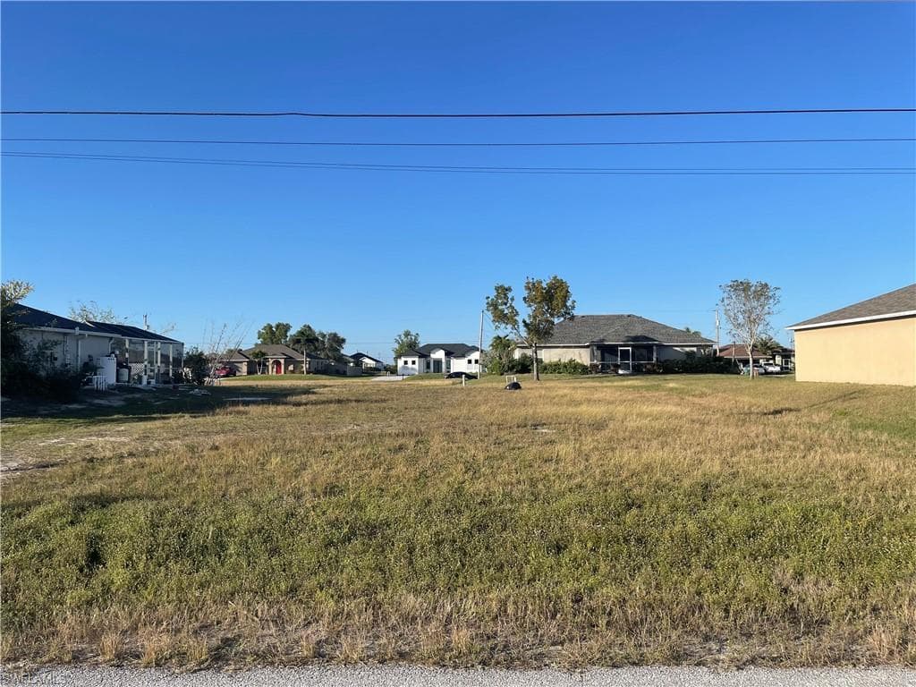 315 NW 10th ST CAPE CORAL, FL 33993