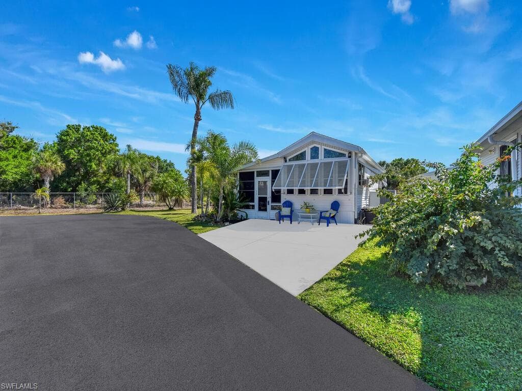 29 Garnet DR 29-G NAPLES, FL 34114