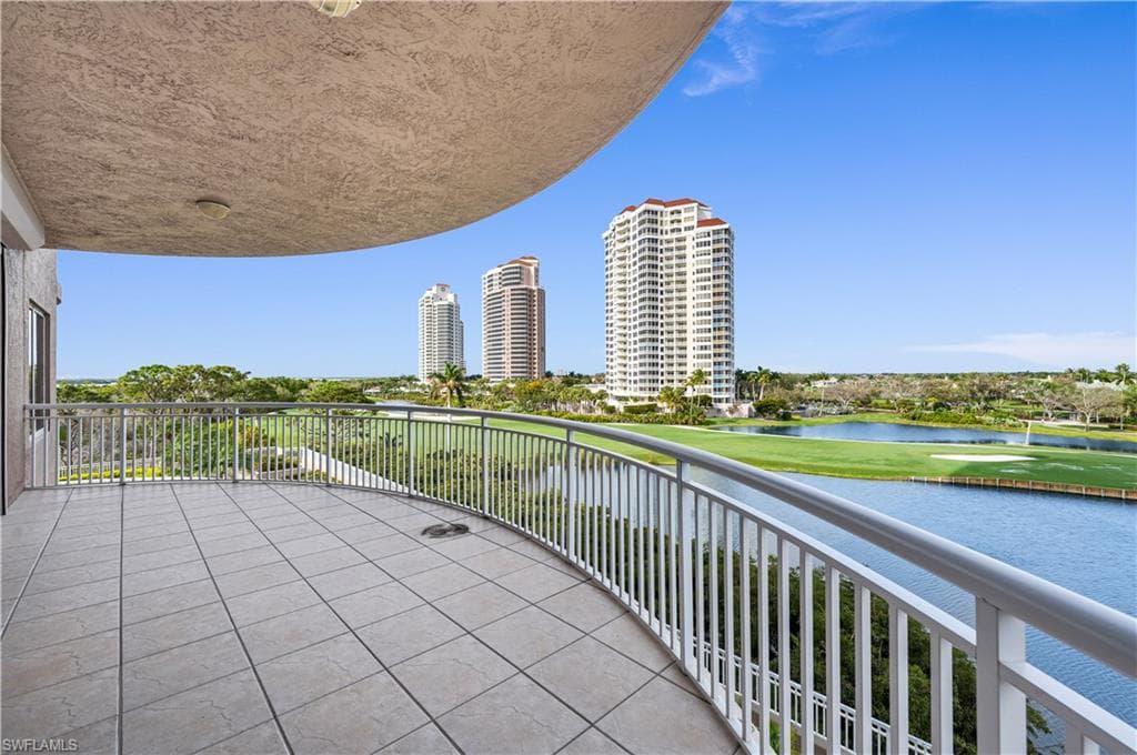 4731 Bonita Bay BLVD 404 BONITA SPRINGS, FL 34134