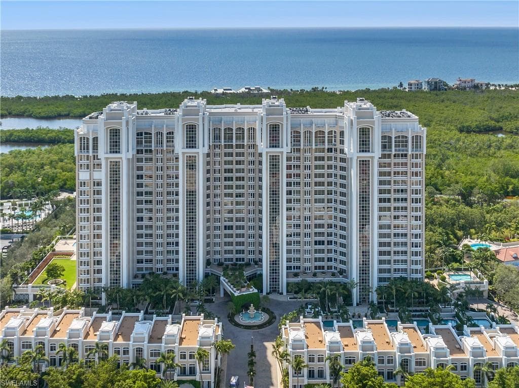 7117 Pelican Bay BLVD 1603 NAPLES, FL 34108