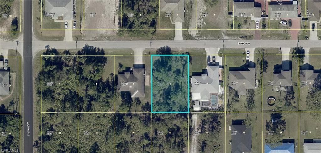 3909 16th ST W LEHIGH ACRES, FL 33971