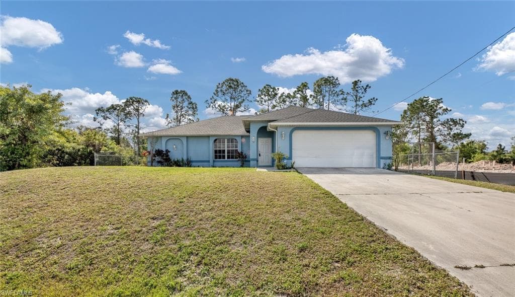 746 Chemstrand ST E LEHIGH ACRES, FL 33974