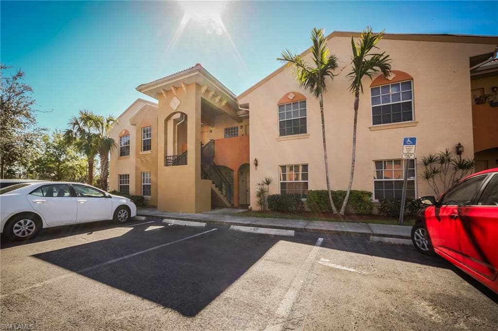 4175 Castilla CIR 102 FORT MYERS, FL 33916