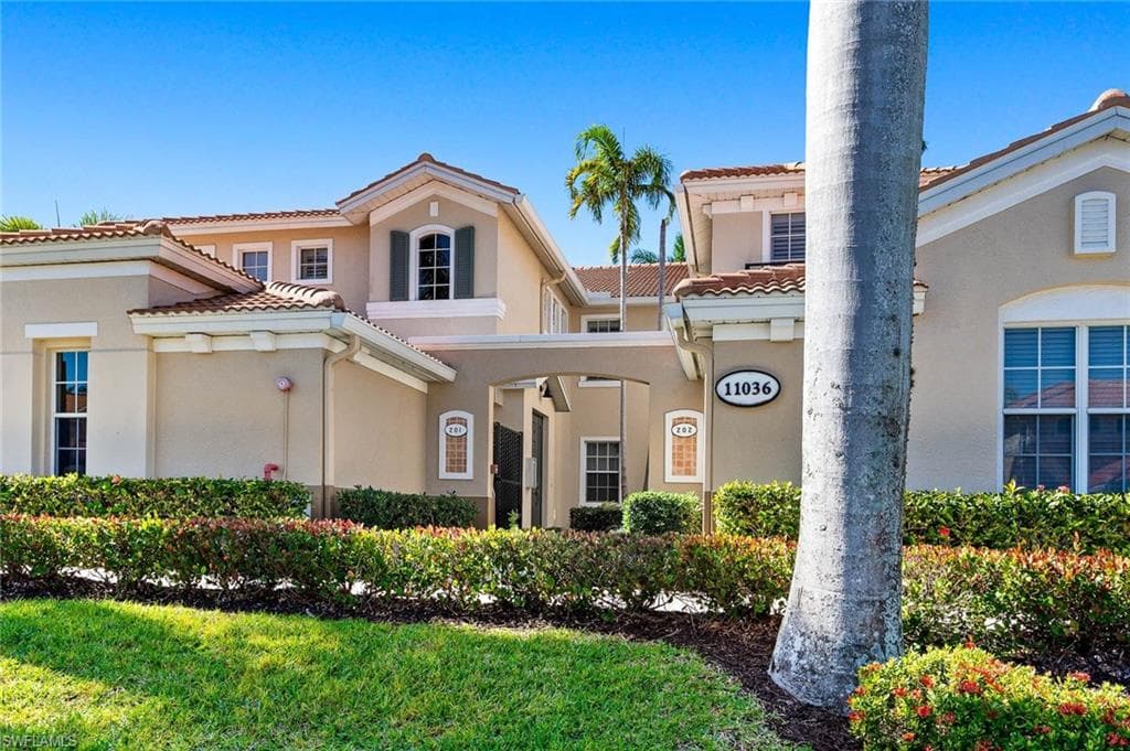 11036 Harbour Yacht CT 201 FORT MYERS, FL 33908