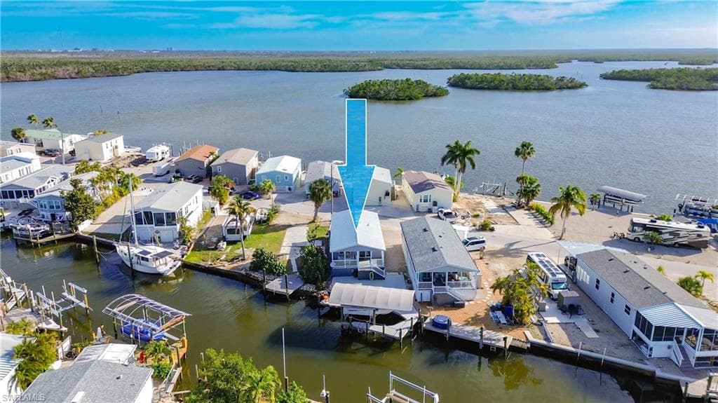 32 Emily LN FORT MYERS BEACH, FL 33931