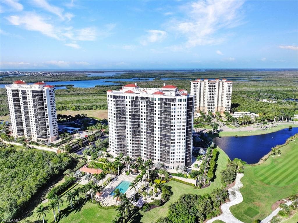 1060 Borghese LN 405 NAPLES, FL 34114