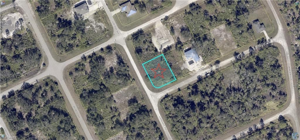 1865 Mettler AVE LEHIGH ACRES, FL 33972