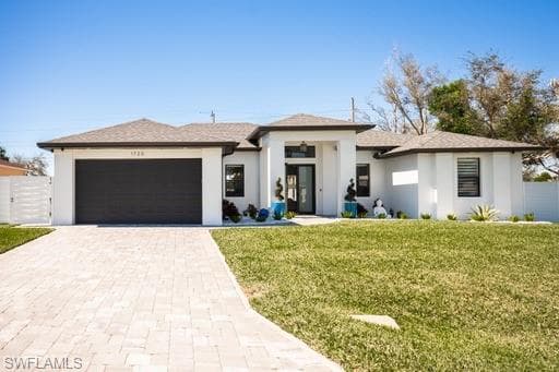 1720 19TH PL CAPE CORAL, FL 33991