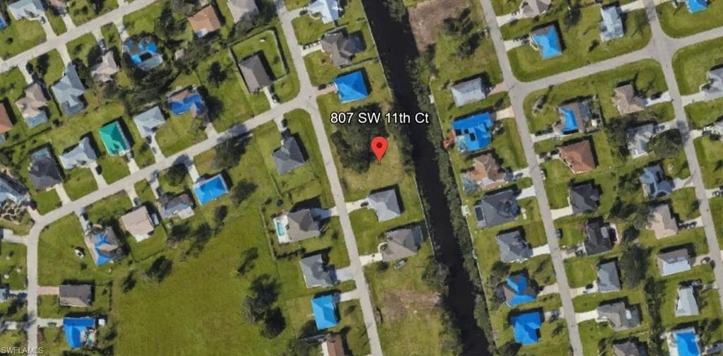 807 SW 11th CT CAPE CORAL, FL 33991