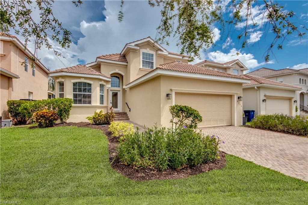 8700 Banyan Bay BLVD FORT MYERS, FL 33908