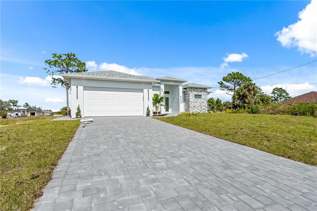 3300 43rd ST SW LEHIGH ACRES, FL 33976