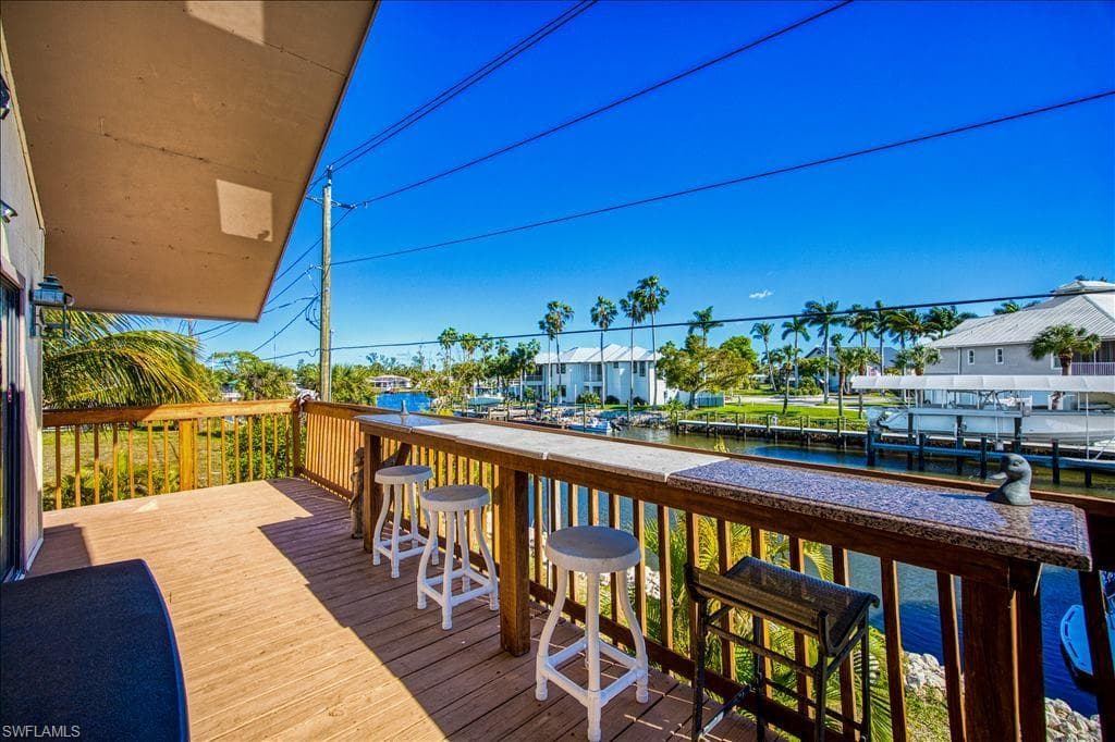 17741/17745 San Carlos BLVD FORT MYERS BEACH, FL 33931
