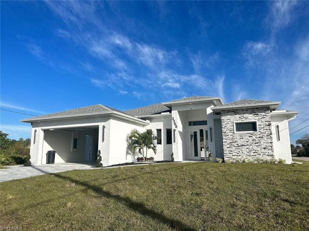 3318 43rd ST SW LEHIGH ACRES, FL 33976