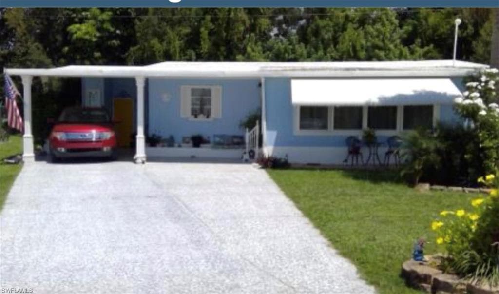 526 Pine Tree CT NORTH FORT MYERS, FL 33917