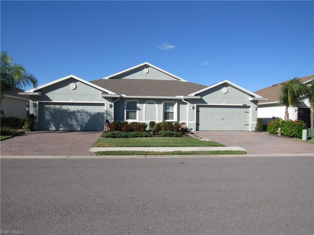 2051 Pigeon Plum WAY NORTH FORT MYERS, FL 33917