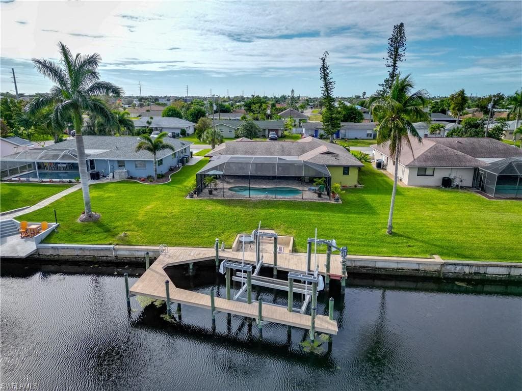 1421 SE 36th TER CAPE CORAL, FL 33904