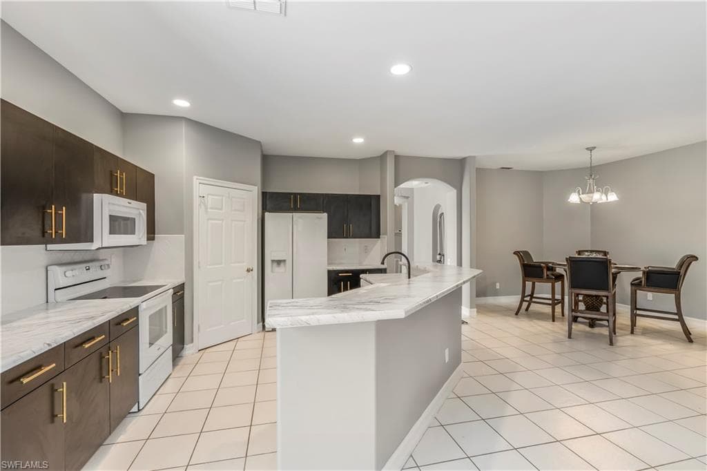 937 Carrick Bend CIR 102 NAPLES, FL 34110