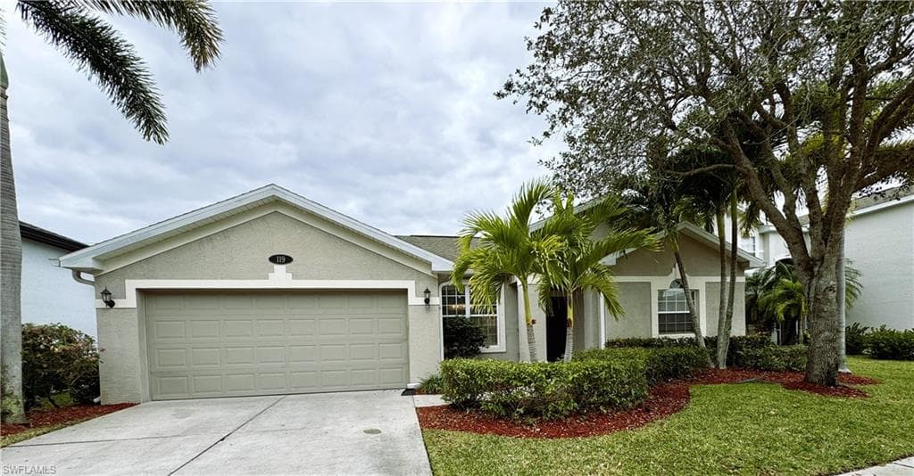 119 Burnt Pine DR NAPLES, FL 34119