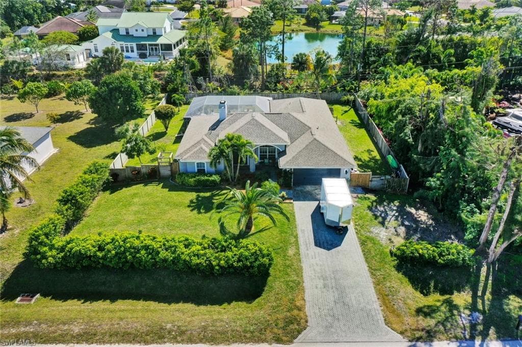 10070 Strike LN BONITA SPRINGS, FL 34135