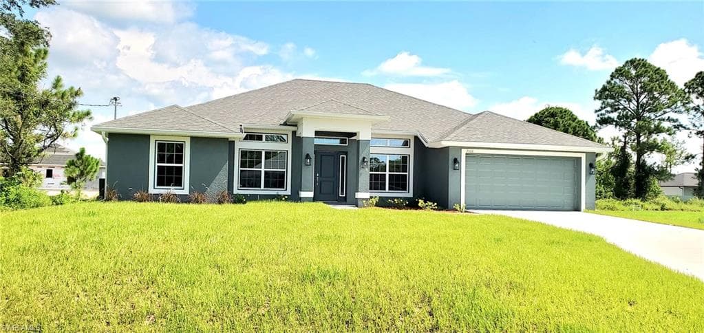 2600 39th ST W LEHIGH ACRES, FL 33971